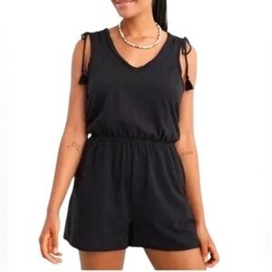 Aerie Sleeveless Tassel Tie Romper Women’s L Black Shortalls V-neck Pockets
